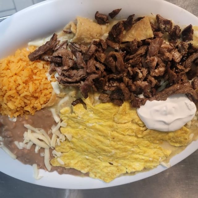 Chilaquiles Rojos.