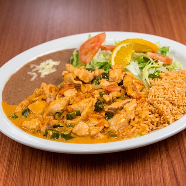 Pollo en Crema Platillo.